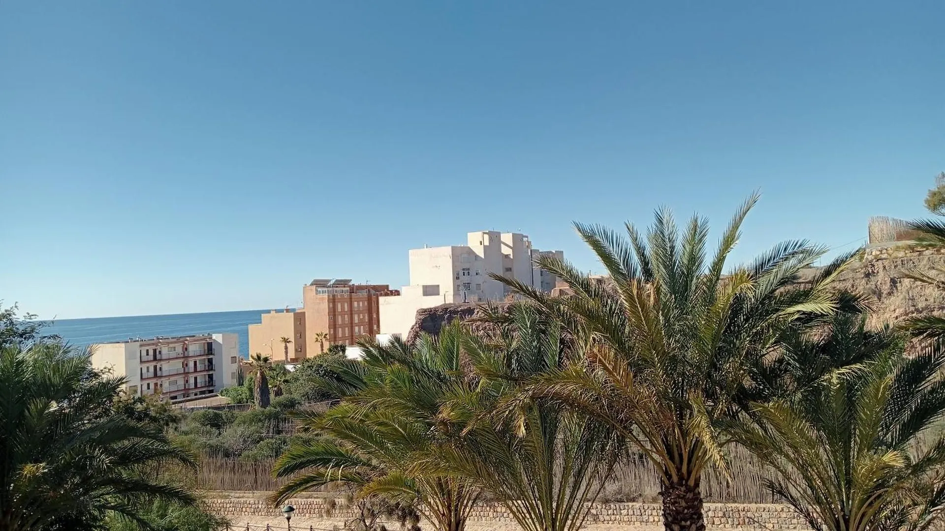 Balcon Al Mar Apartment Adra